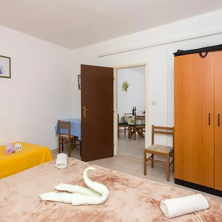 Dinga - Borak - Comfort One Bedroom With Balcony And Sea View No 4 Potomje